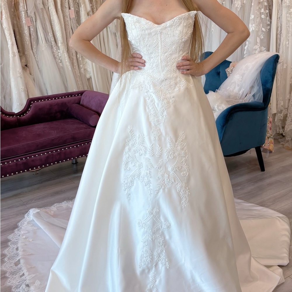 Satin Ball Gown Style Wedding Dress
